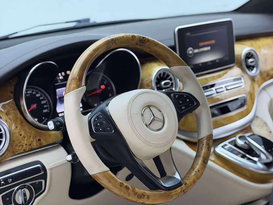 Mercedes-Benz V-Class 2018
