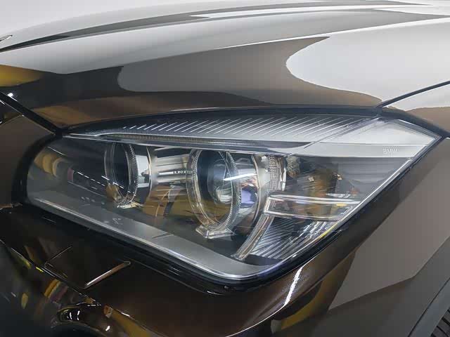 BMW X1 2013 — фото 16