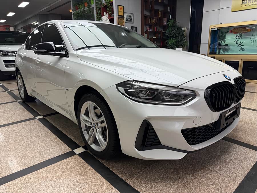 BMW 1 Series 2021