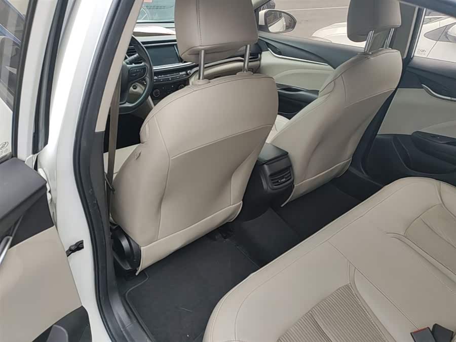 Buick Excelle 2017 — фото 15