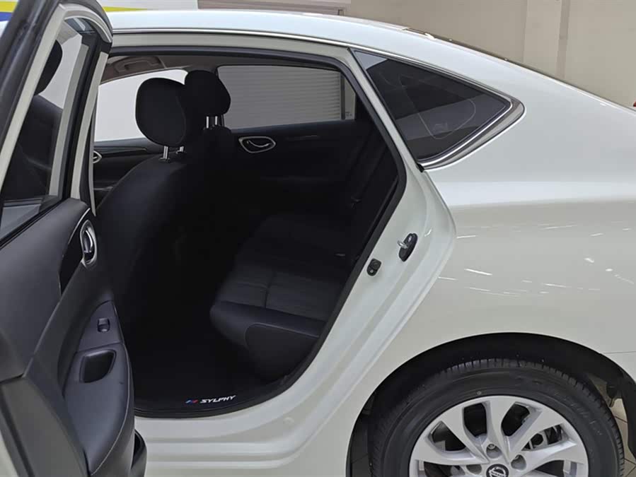 Nissan Sylphy 2024 — фото 11