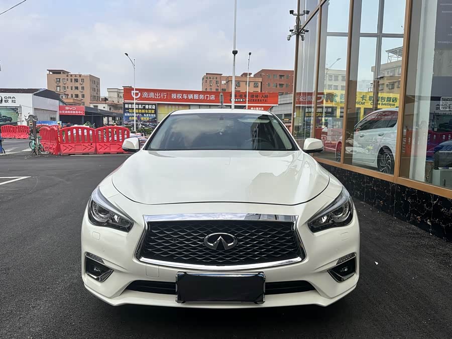 Infiniti Q50L 2018