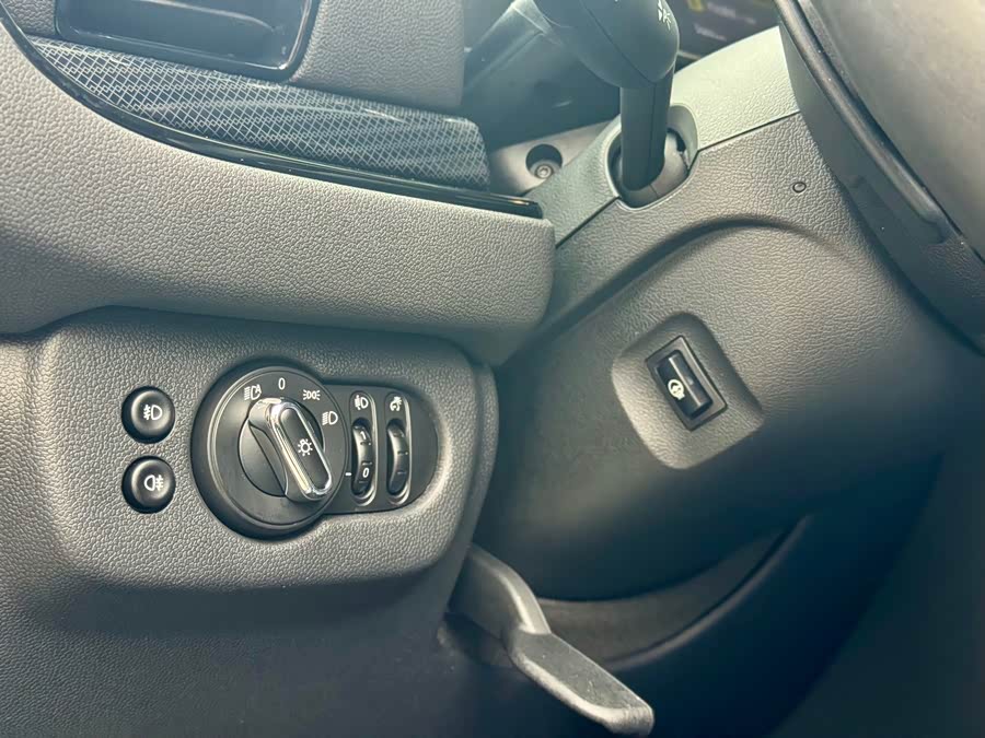MINI Clubman 2022 — фото 12