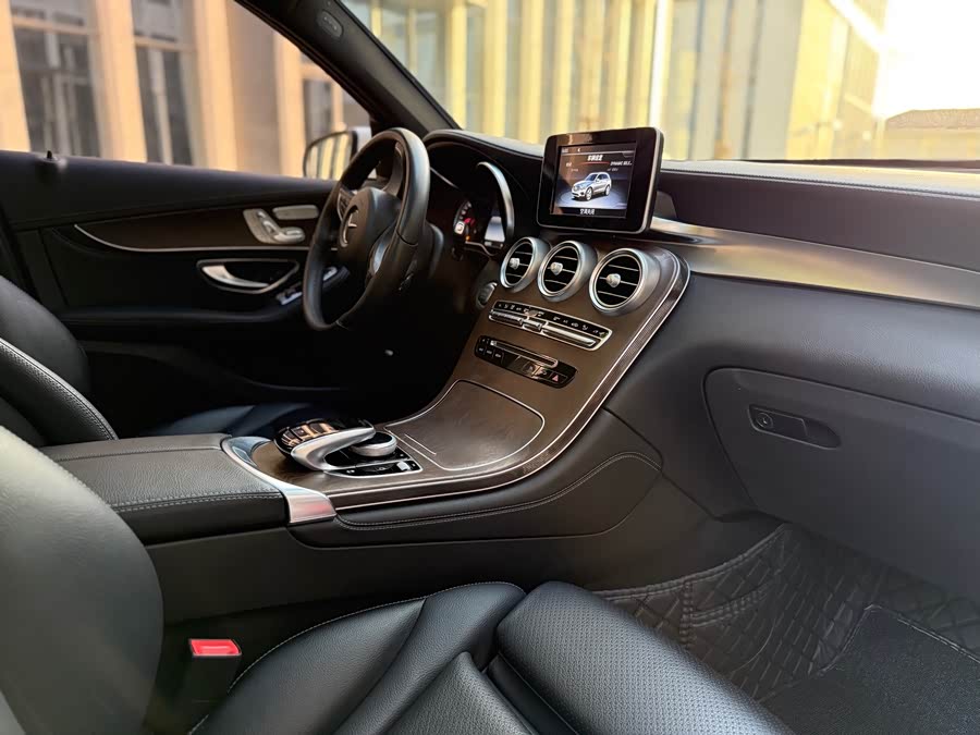 Mercedes-Benz GLC 2017