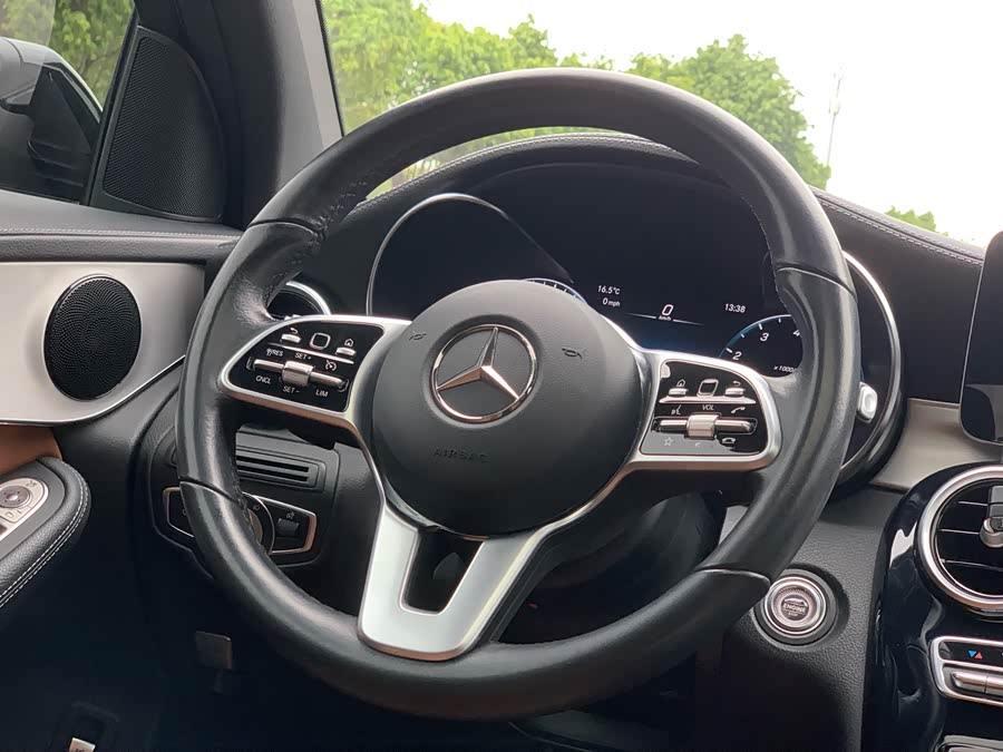 Mercedes-Benz GLC Coupe 2020 — фото 20