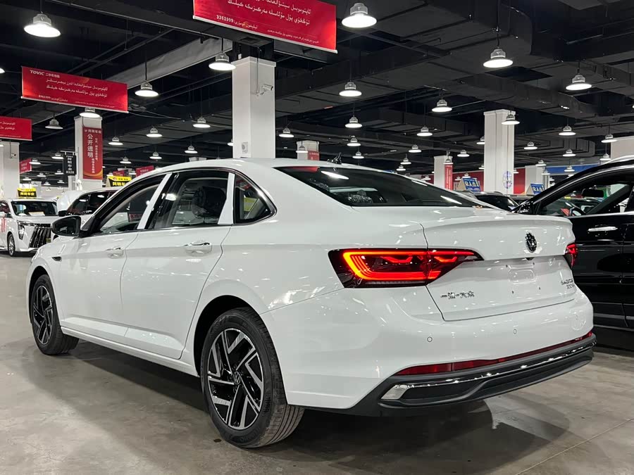 Volkswagen Sagitar 2025