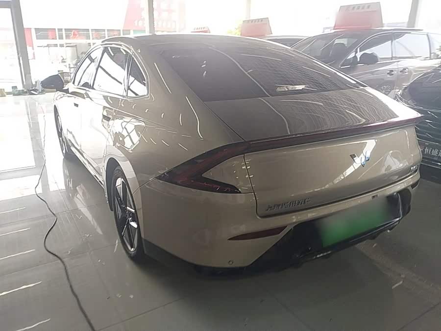 Wuling Starlight 2024