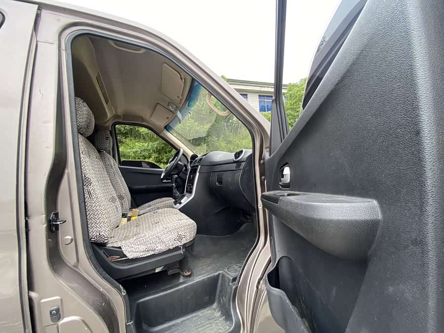 Changan Ruixing M70 2019 — фото 8