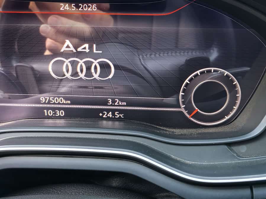Audi A4L 2019