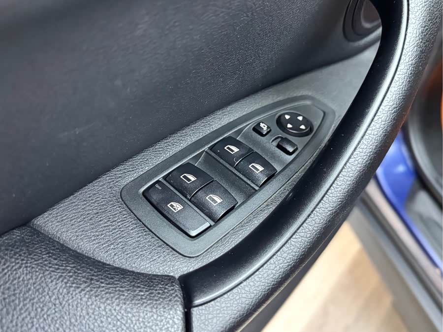 BMW X1 2019 — фото 11