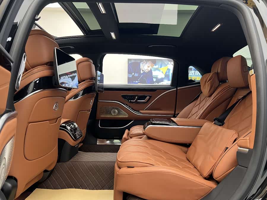 Mercedes-Benz Maybach S-Class 2021 — фото 9