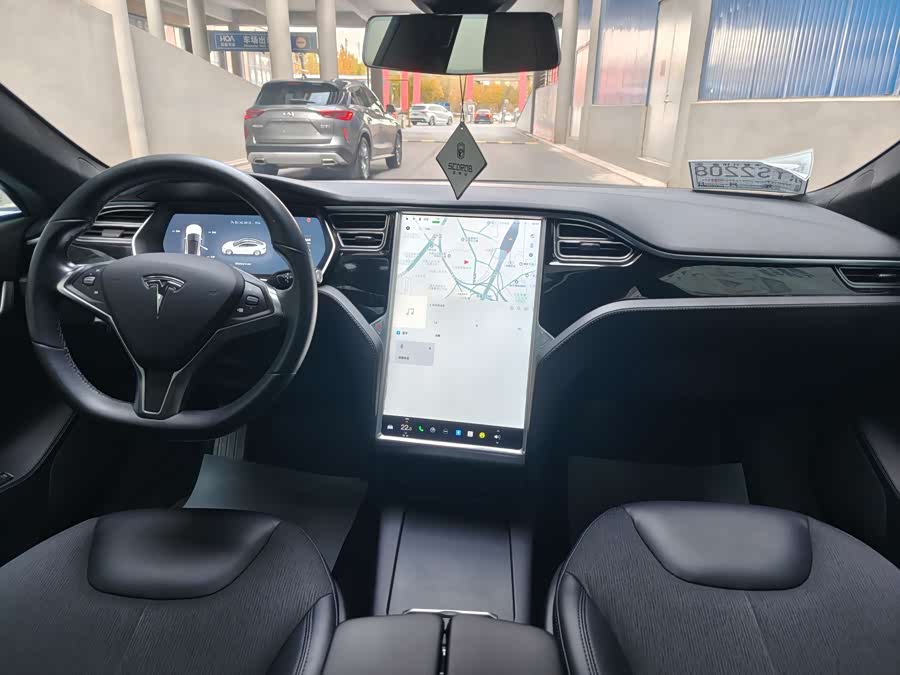 Tesla Model S 2016 — фото 9