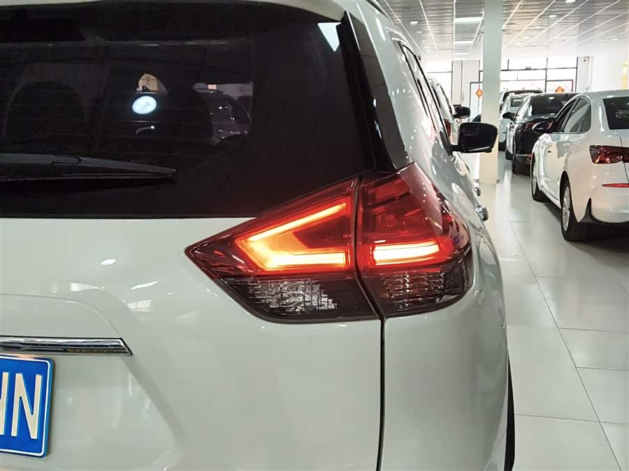 Nissan X-Trail 2021 — фото 24
