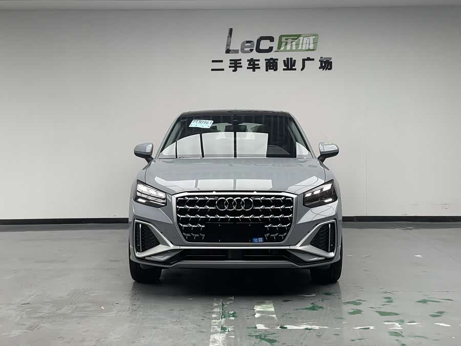 Audi Q2L 2025