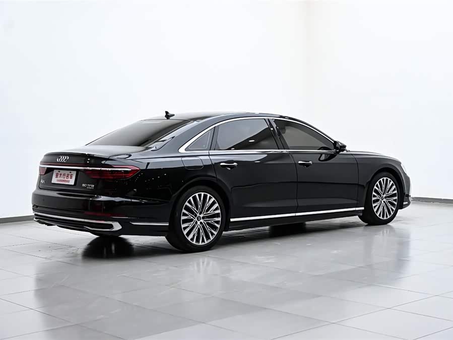 Audi A8 2024