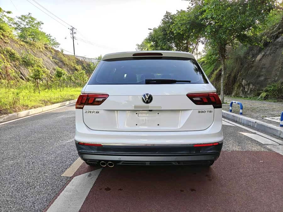 Volkswagen Tiguan L 2021 — фото 19