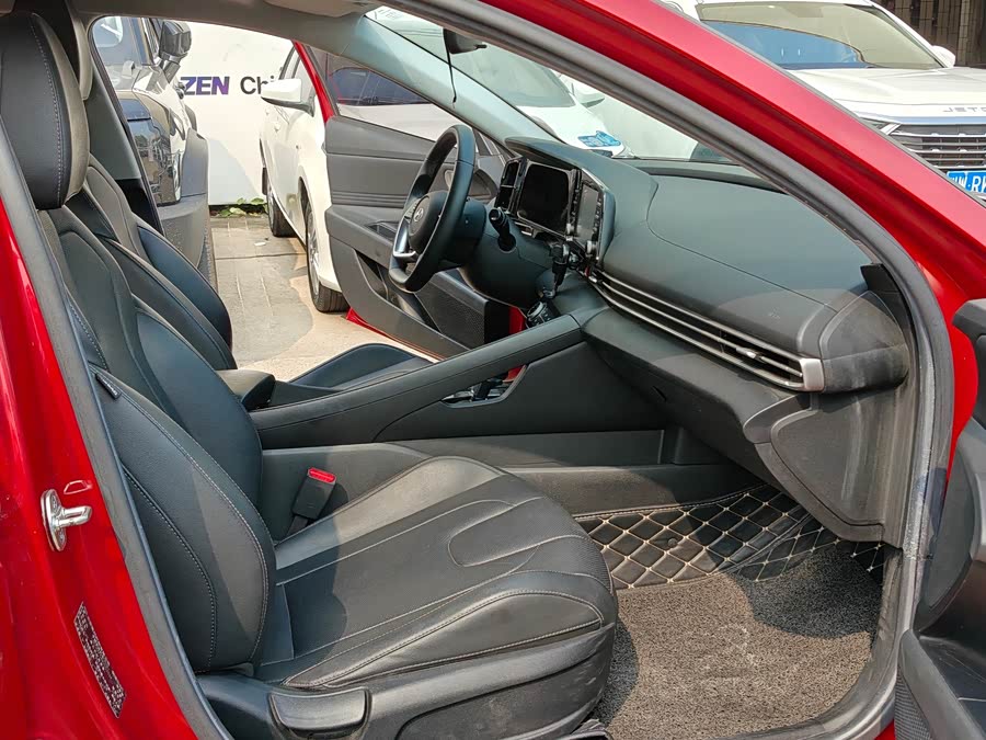 Hyundai Elantra 2021