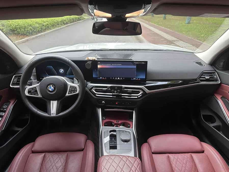 BMW 3 Series 2024