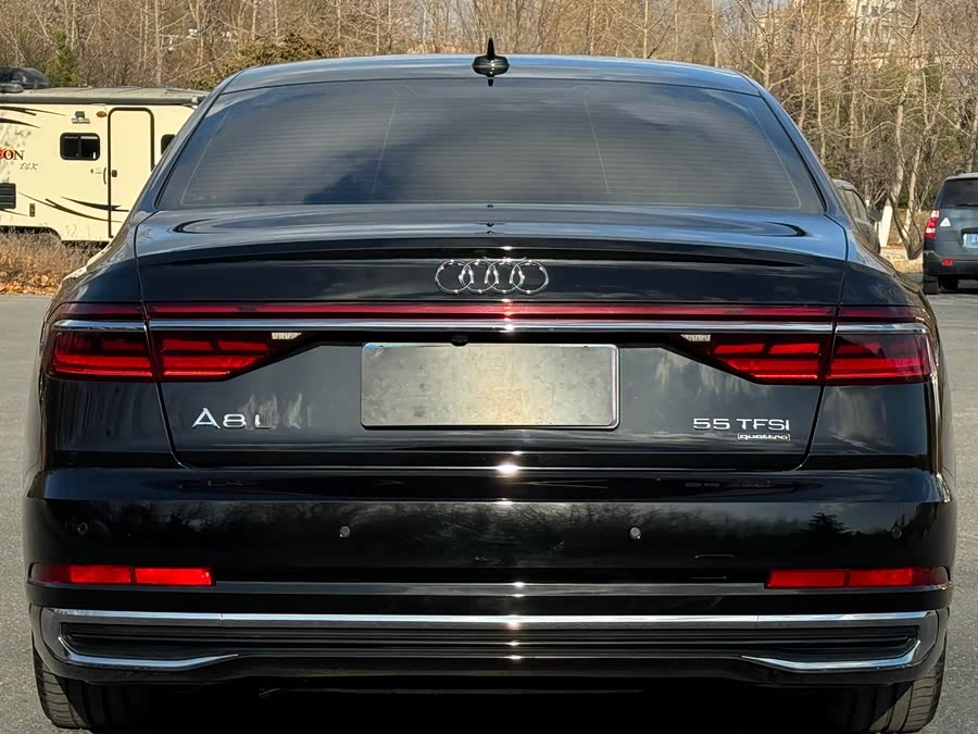 Audi A8 2023