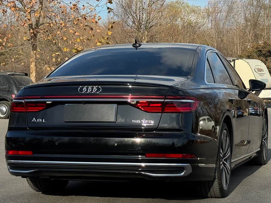 Audi A8 2023