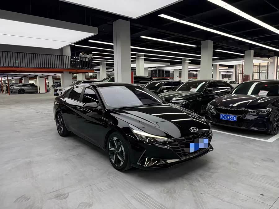 Hyundai Elantra 2023