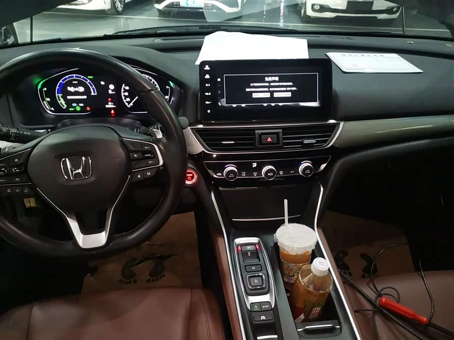 Honda Inspire 2022 — фото 9