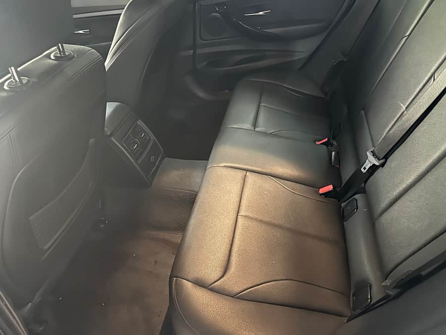 BMW 3 Series GT 2018 — фото 8