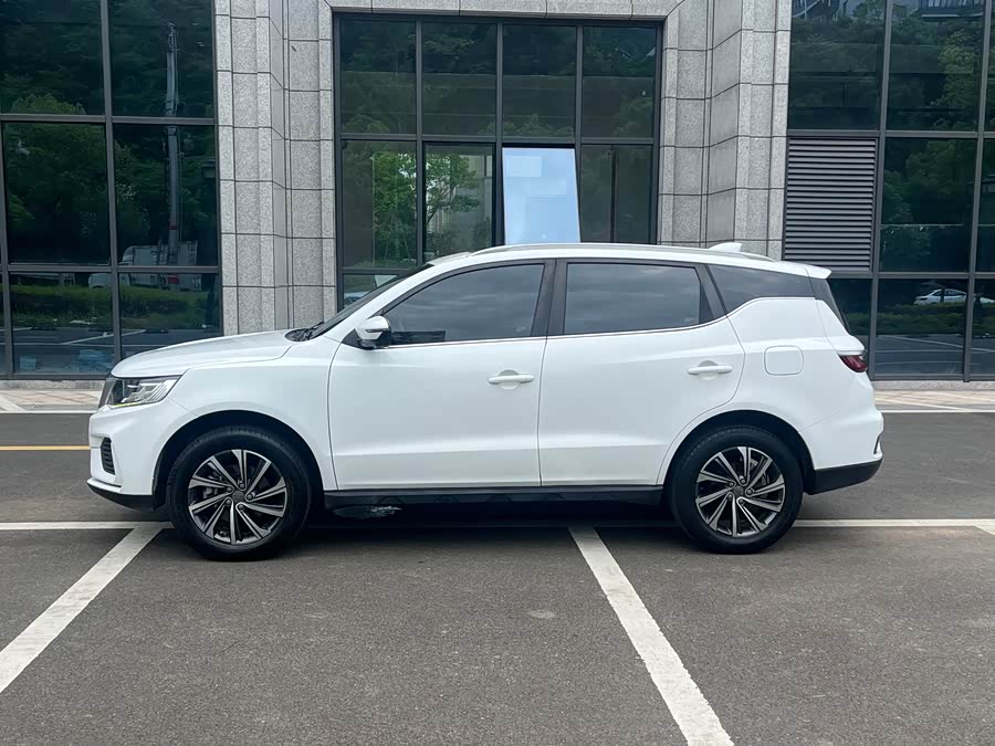 Geely Vision X6 2020 — фото 15