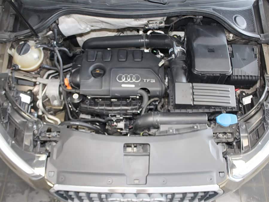 Audi Q3 2013 — фото 14