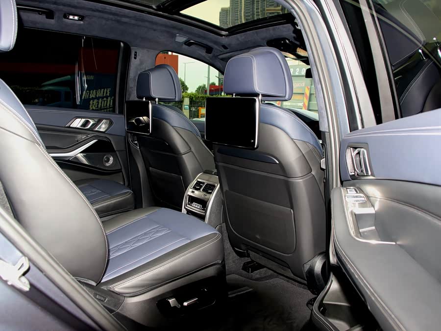 BMW X7 2020 — фото 12