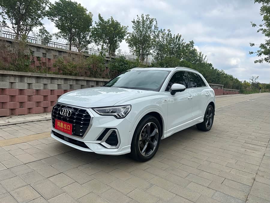 Audi Q3 2022