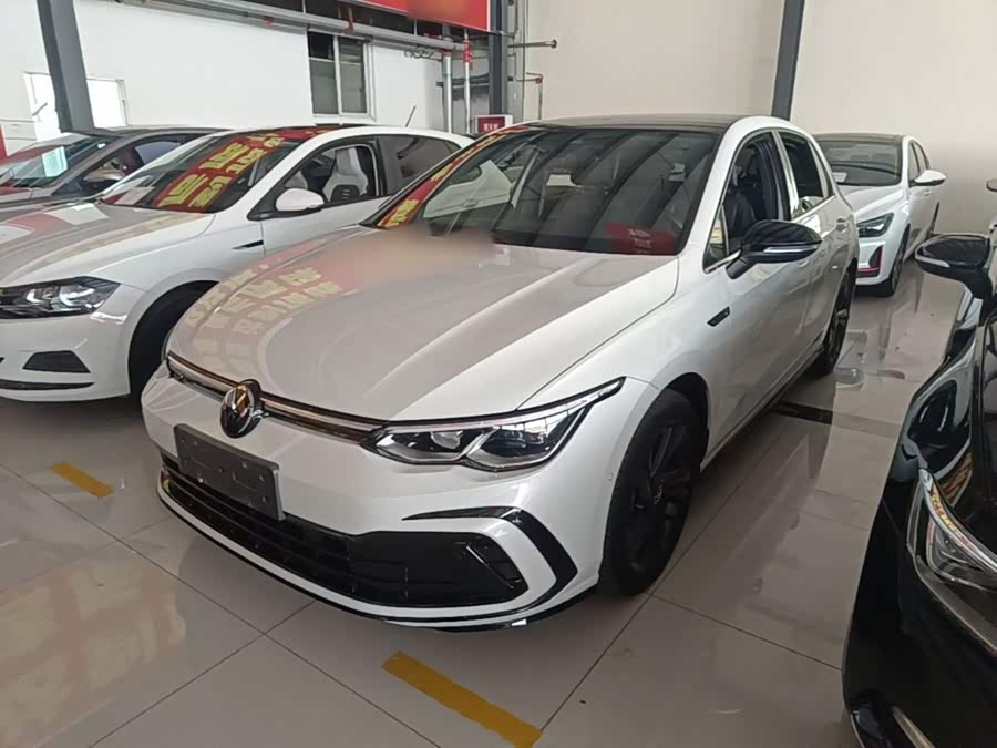 Volkswagen Golf 2023