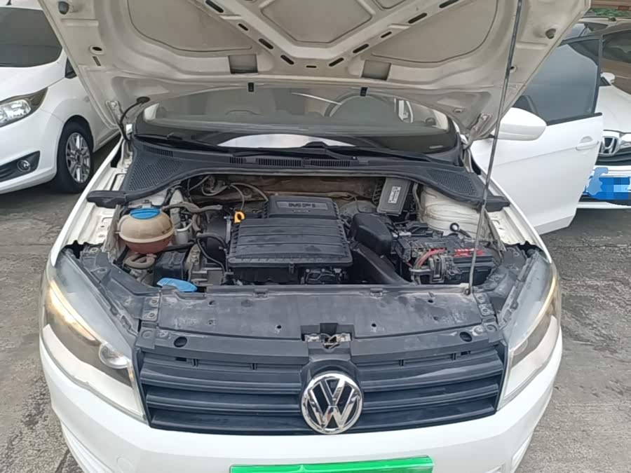 Volkswagen Jetta 2015 — фото 20