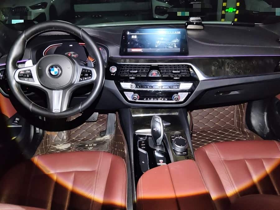 BMW 5 Series 2020 — фото 12