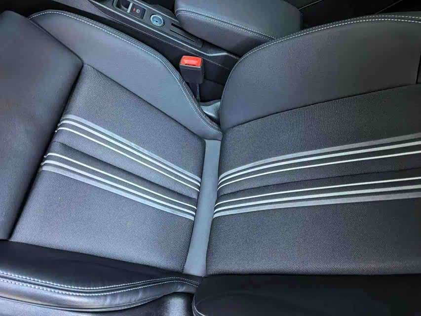 Audi A3 2023 — фото 17