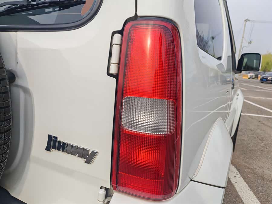 Suzuki Jimny 2015