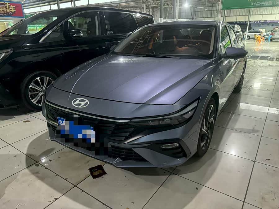Hyundai Elantra 2023