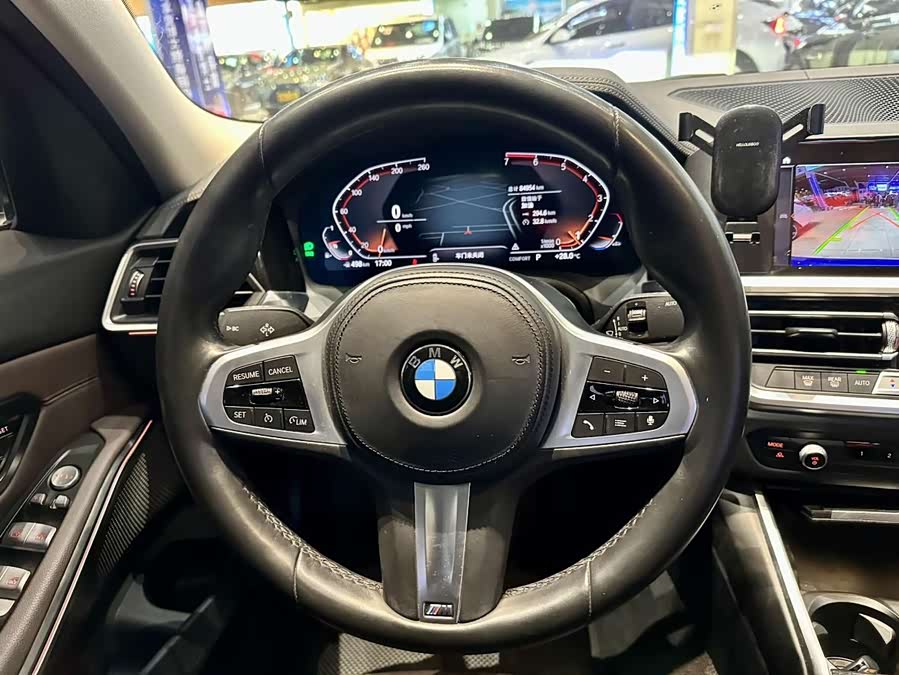 BMW 3 Series 2021 — фото 10