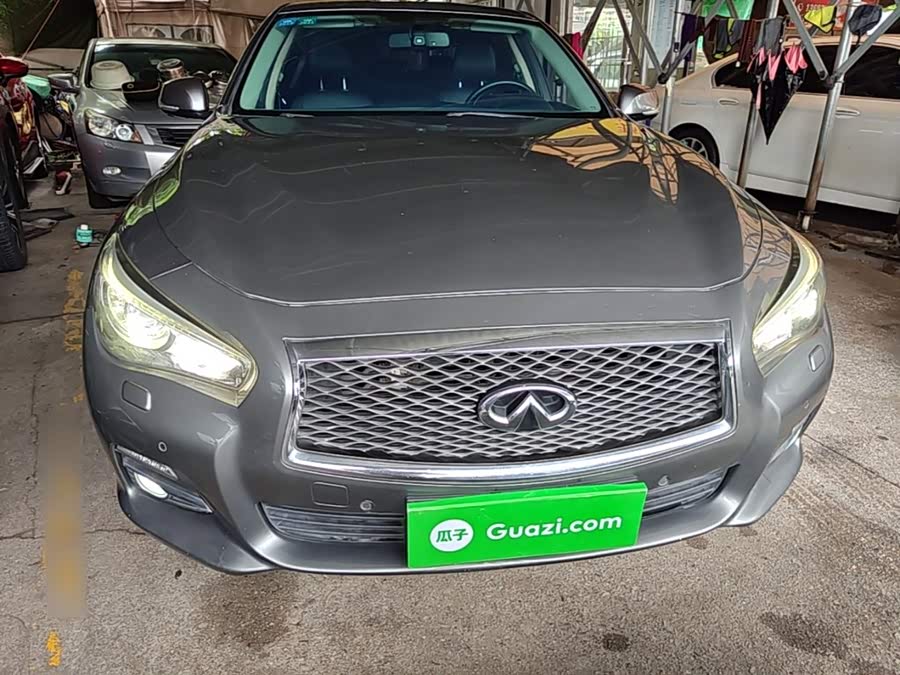 Infiniti Q50L 2015
