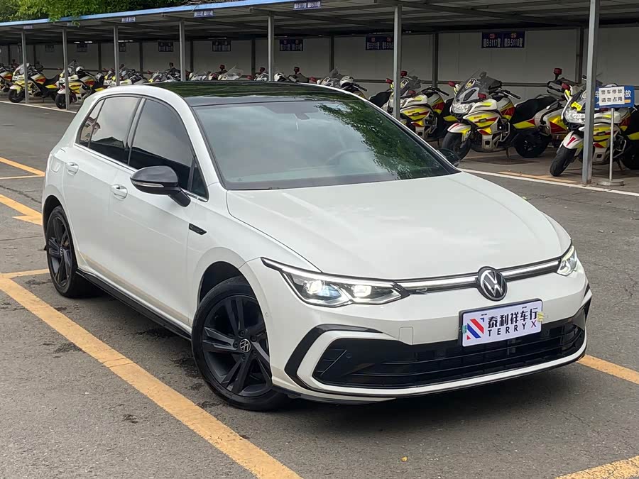 Volkswagen Golf 2023