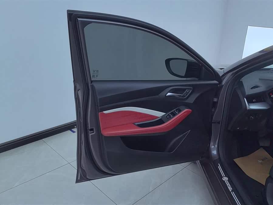 MG MG5 2022