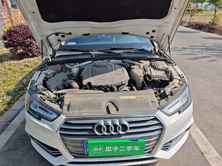 Audi A4L 2018 — фото 11