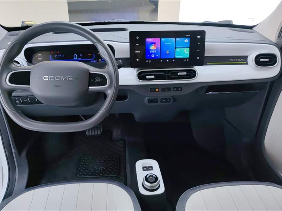 Geely Galaxy Panda 2025 — фото 12
