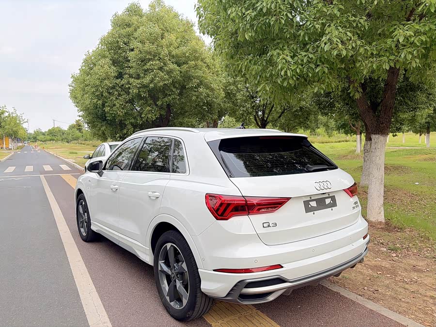 Audi Q3 2023