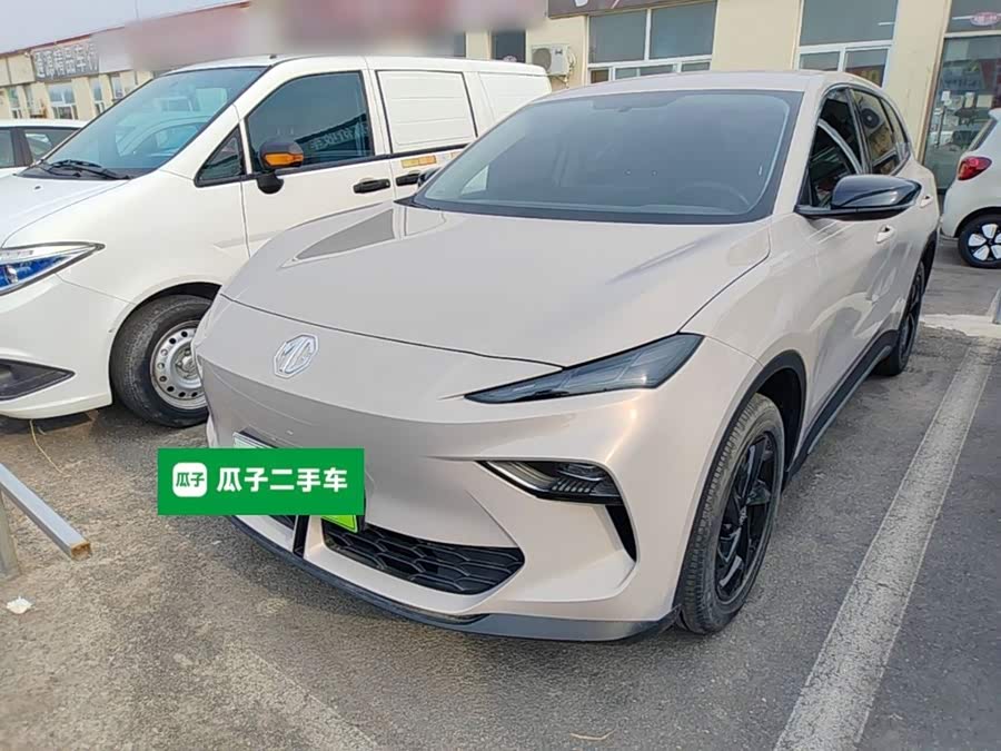 MG ES5 2025