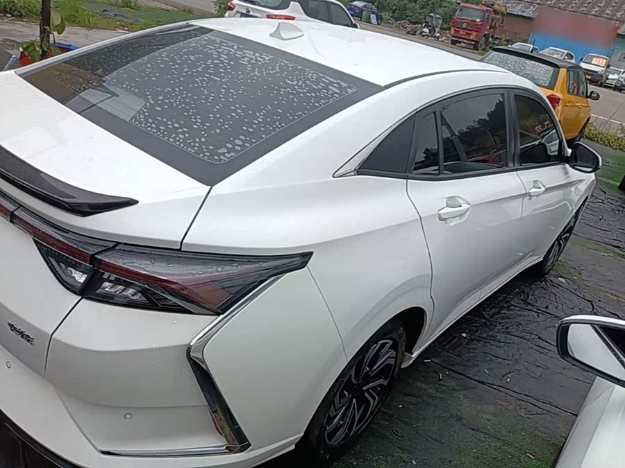 Dongfeng Yixuan 2021