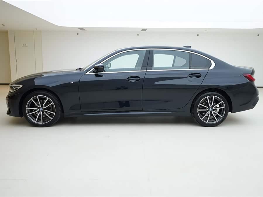 BMW 3 Series 2022