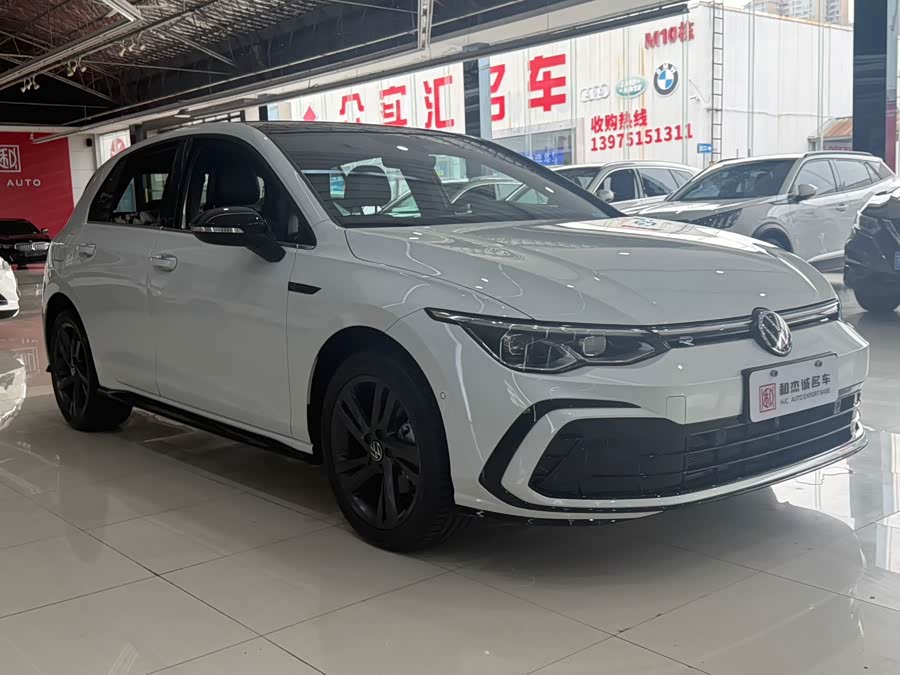 Volkswagen Golf 2023