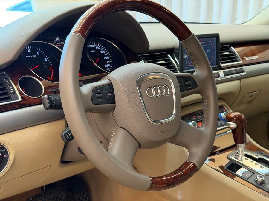 Audi A8 2007