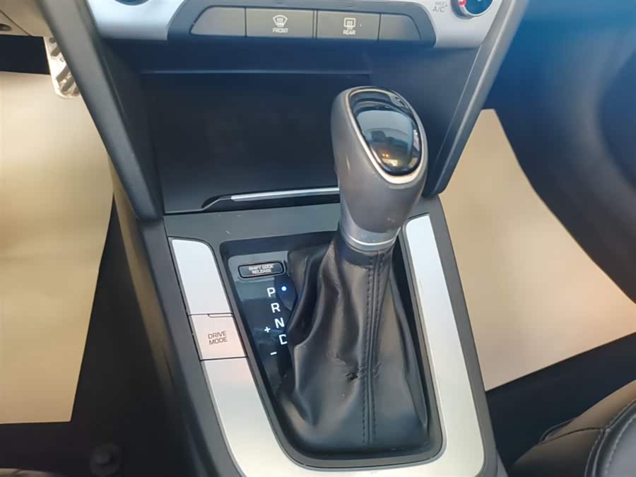 Hyundai Celesta 2016 — фото 14